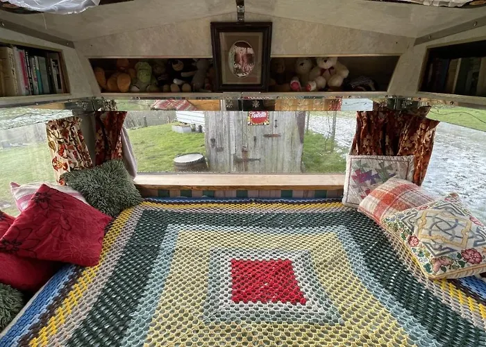 2 X Double Bed Glamping Wagon At Dalby Forest 펜션